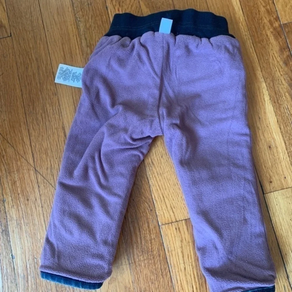 𝅺GAP- Baby pull on fleece inside jeans- Size 12-18m